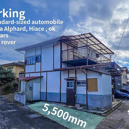松本市の一棟貸し切りできる古民家 Екстер'єр фото