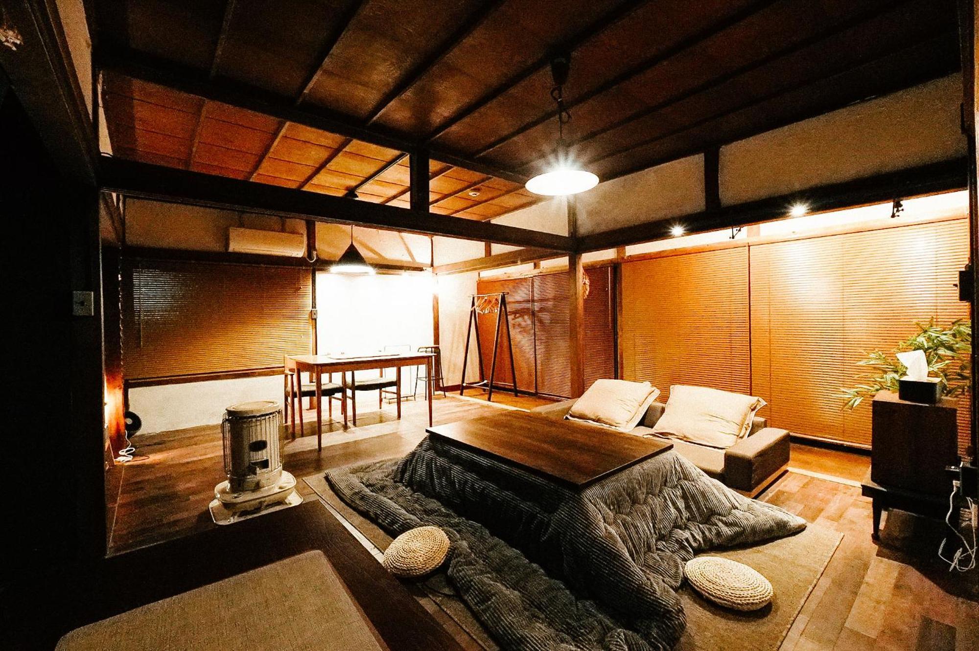 松本市の一棟貸し切りできる古民家 Екстер'єр фото